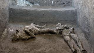 Impresionante hallazgo en Pompeya: desentierran cuerpos de amo y esclavo que intentaron huir de erupción del Vesuvio