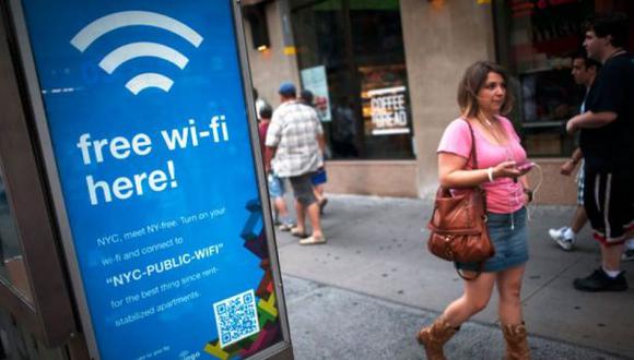 Nueva York cambiará teléfonos públicos por puntos de Wifi