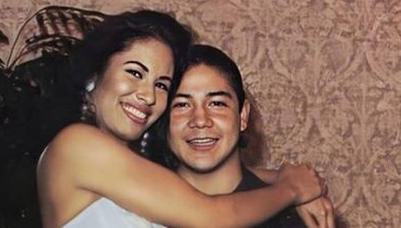 Selena Quintanilla y Chris Pérez se casaron a escondidas, pero su matrimonio solo duró tres años (Foto: @SelenaQperez92 / Twitter)