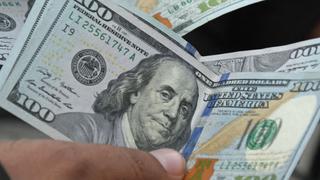 Dólar terminó la jornada a la alza en S/3,782 tras el impacto de las sanciones a Rusia