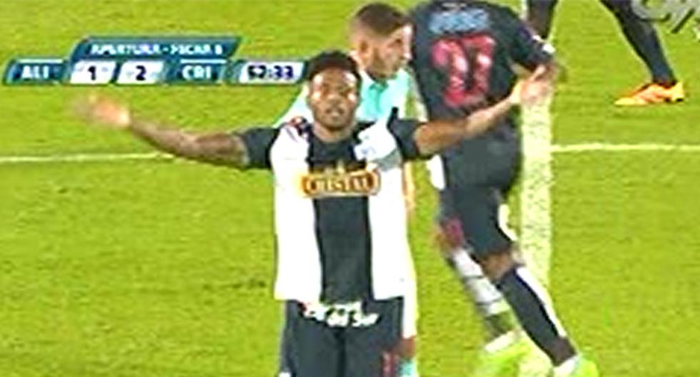 A los 52 minutos, Lionard Pajoy apareció como el goleador que es para poner el 1-2 de Alianza Lima ante Sporting Cristal en Matute (Foto: YouTube)
