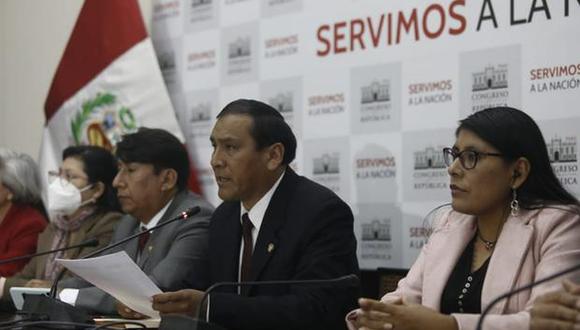 Flavio Cruz, de Perú Libre, dijo que luego evaluará confianza al Gabinete de Betssy Chávez. (Foto: GEC)