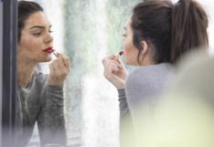 Kendall Jenner se transforma para mostrar el poder de usar labial 