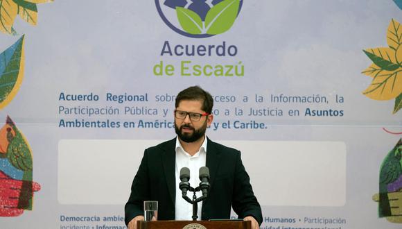 El objetivo es ir “en línea con el Acuerdo de Escazú”, subrayó Boric, quien firmó el pasado viernes este acuerdo. (Foto: Alex Ibañez / AFP)