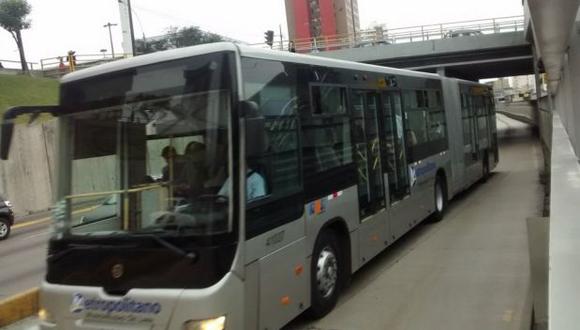 Metropolitano: falla en letreros de los buses generó confusión