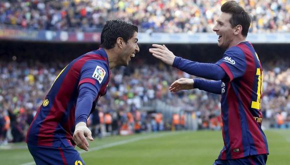 Luis Suárez felicitó a Messi por sus 400 goles en el Barcelona