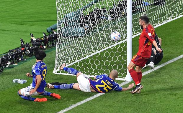El gol de Ao Tanaka para el triunfo de Japón vs. España. (Foto: EFE)