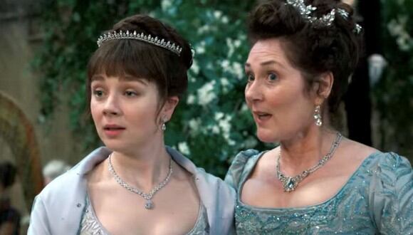 Ruth Gemmell interpreta la versión adulta de Violet tanto en “Bridgerton” como en “La reina Charlotte” (Foto: Netflix)