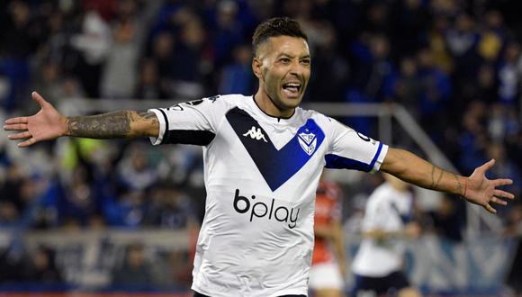 Vélez venció a Estudiantes y clasificó a octavos de final de la Copa Libertadores. (Foto: AFP)