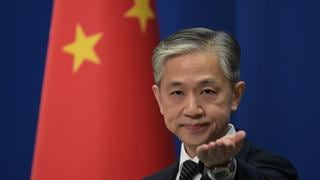 China exhorta a la Corte Penal Internacional a “evitar dobles raseros” tras la orden de detención contra Putin