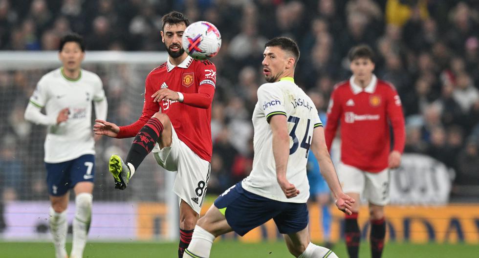 Manchester United igualó 2-2 con Tottenham este jueves 27 de abril por la Premier League. (Foto: AFP)