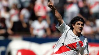 'Burrito' Ortega dice adiós al fútbol con partido homenaje en River Plate
