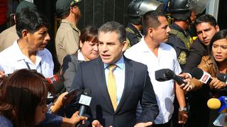 Desestiman queja de Yeni Vilcatoma contra el fiscal Rafael Vela