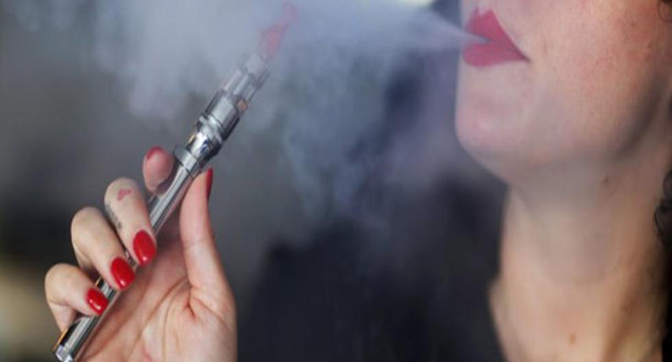 Se ha incrementado el uso de cigarrillos electrónicos en adolescentes y adultos de California. (Foto: telemundo52.com)