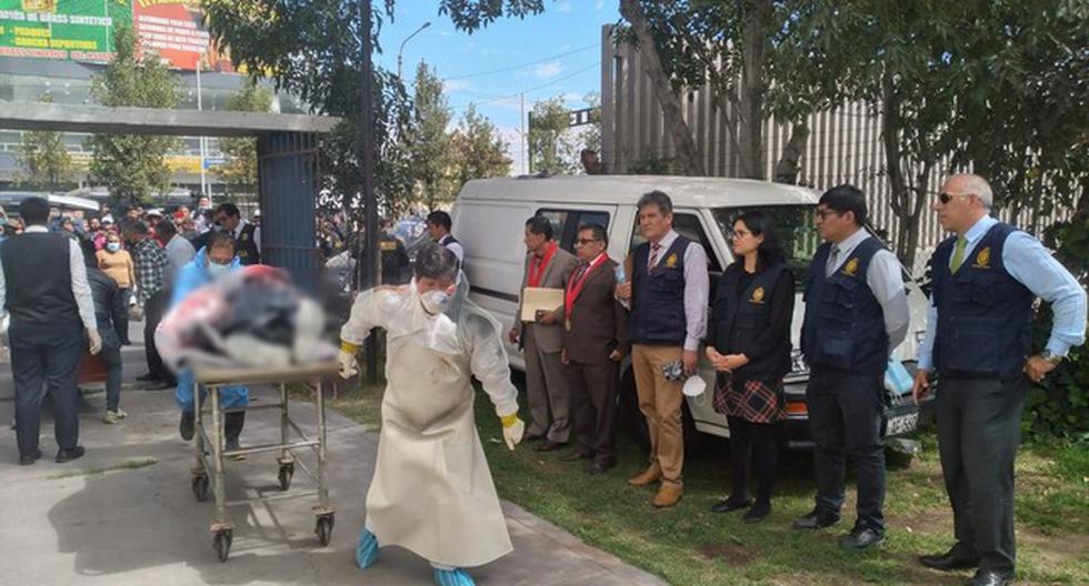 Los 27 cuerpos llegaron a la morgue de Arequipa para la respectiva autopsia de ley. (Foto: Ministerio Público)