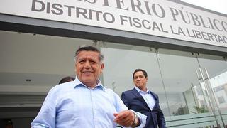 César Acuña declaró ante la fiscalía por el caso panetones