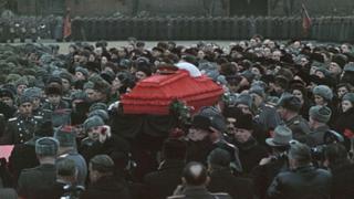 “Funeral de Estado”, nuestra crítica al documental sobre las honras fúnebres de Josef Stalin