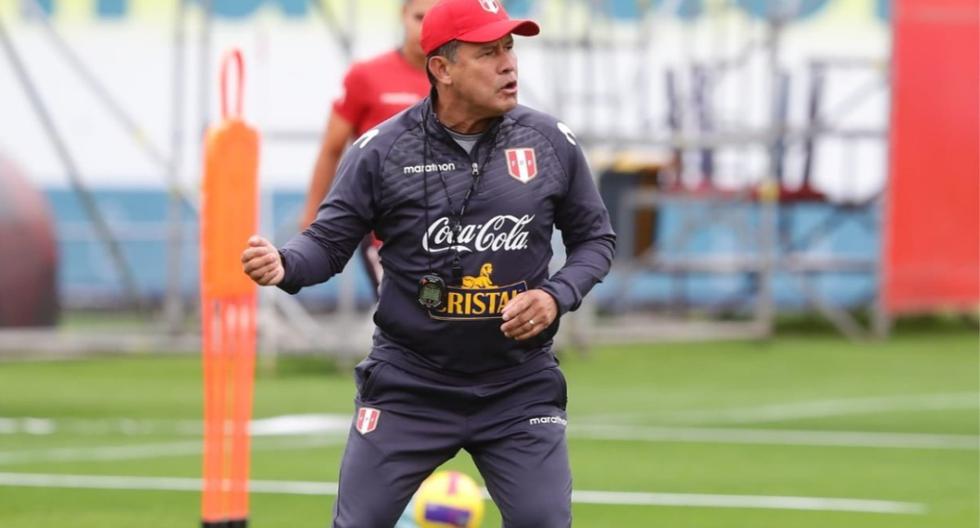 Juan Reynoso dirigirá su primer partido al mando de la selección en el amistoso ante México. (Foto: Jesús Saucedo / GEC)