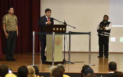 El Ministro del Interior, Carlos Morán, anunció hoy que fortalecerá el trabajo de las juntas vecinales a nivel nacional. (Foto: Mininter)