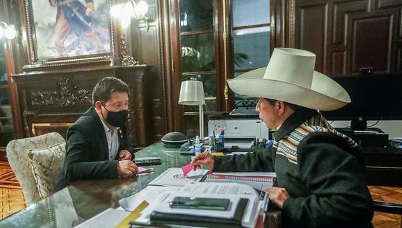 Pedro Castillo y Guido Bellido se reunieron esta mañana en Palacio de Gobierno. (Foto: Presidencia)