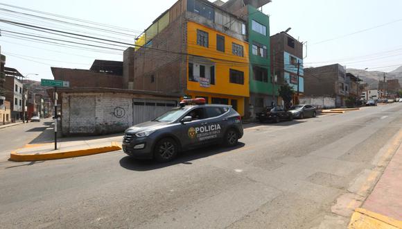 La PNP llegó al lugar del suceso para realizar las investigaciones y tratar de dar con el paradero de los responsables. | Foto referencial: Gonzalo Córdova