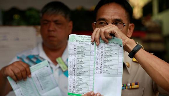 Partido promilitar lidera recuento de votos en elecciones de Tailandia. (Reuters)