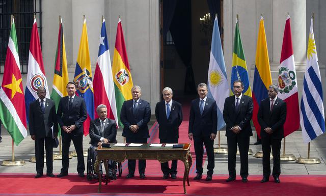 7 presidentes de Sudamérica firman declaración de Santiago para crear el Prosur. Foto: AFP