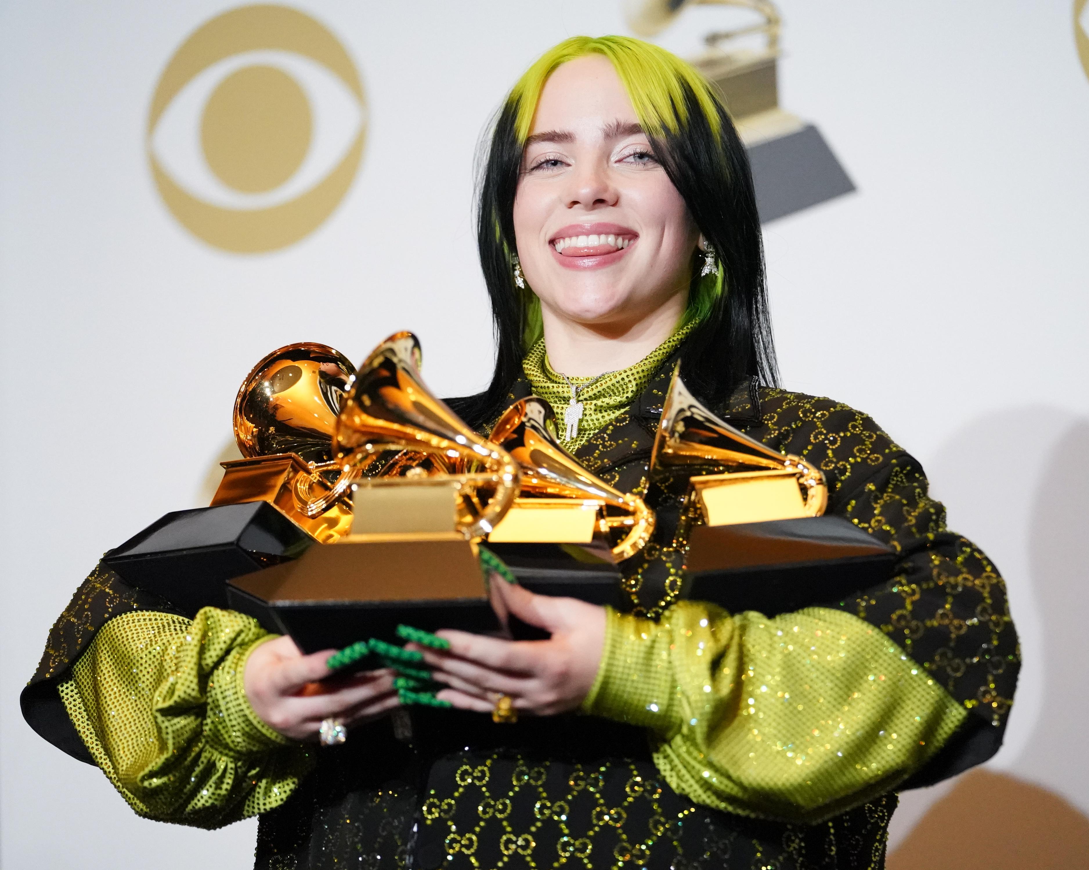 Billie Eilish fue la gran ganadora de la noche gracias a su hit, Bad Guy y a su disco "When we all fall asleep, where do we go?". (Photo by Rachel Luna/FilmMagic)