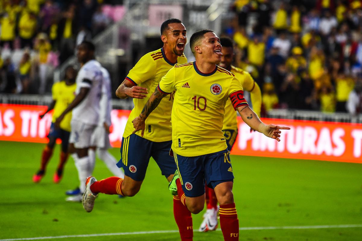 Colombia se llevó el triunfo 2-1 ante Honduras en el Lockhart Stadium de Florida | Foto: AFP