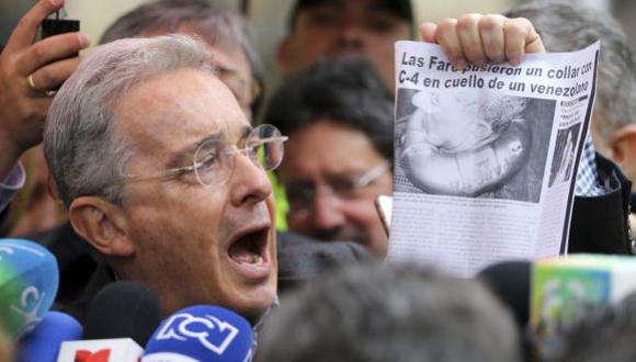 Uribe pide "acuerdo ya" con modificaciones para paz con FARC