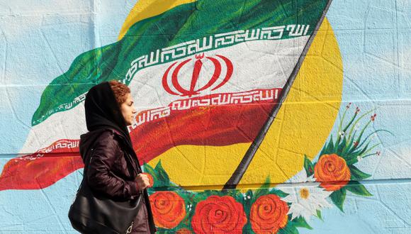 Irán comienza a enriquecer uranio a 20% en sus instalaciones nucleares subterráneas de Fordow. (Foto: AFP).