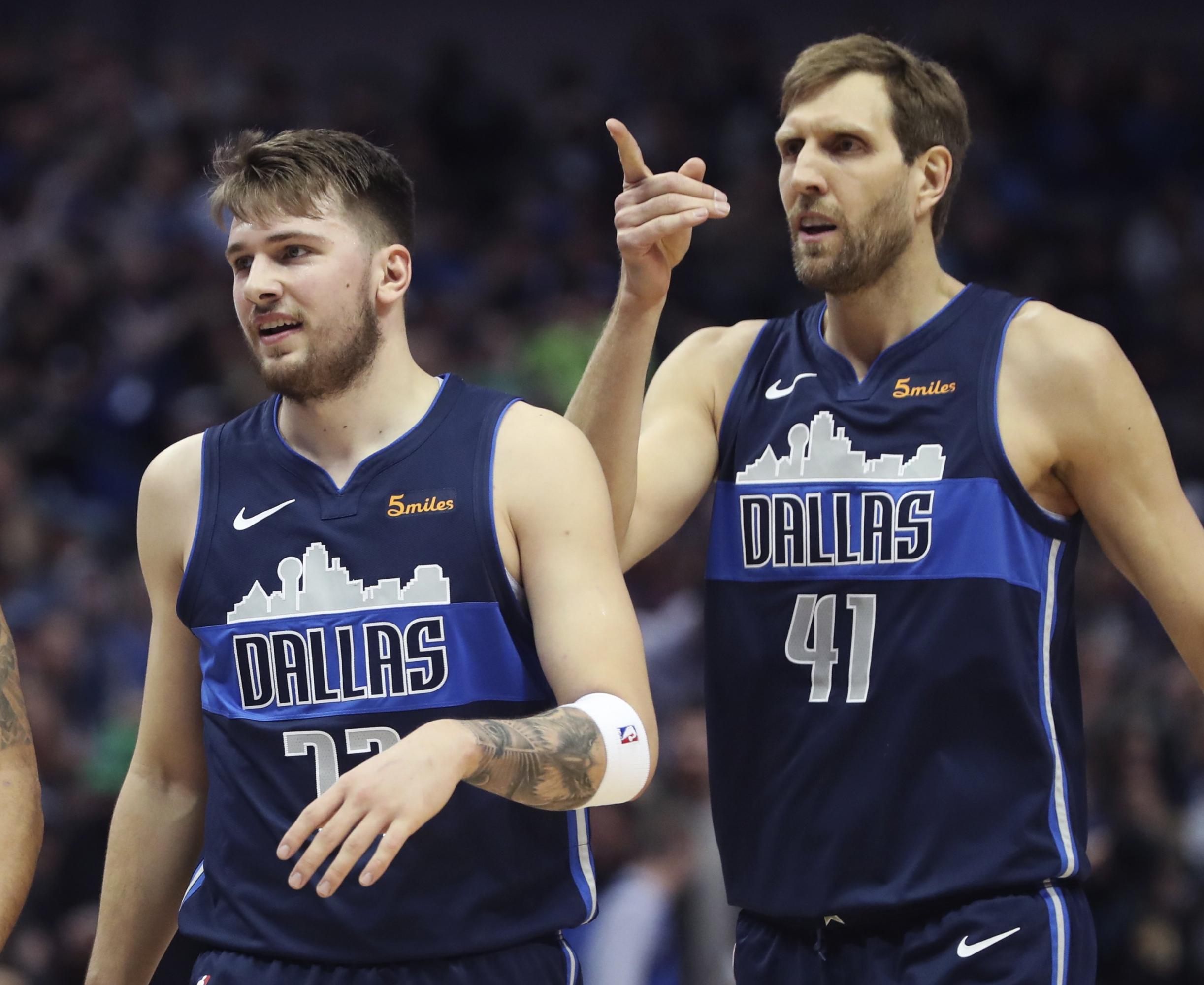 Con solo 19 años, Luka Doncic promedia 20.7 puntos, 5.4 asistencias y 7.0 rebotes. Se espera que sea el sucesor del alemán Dirk Nowitzki, leyenda de los Dallas Mavericks. | Foto: Reuters