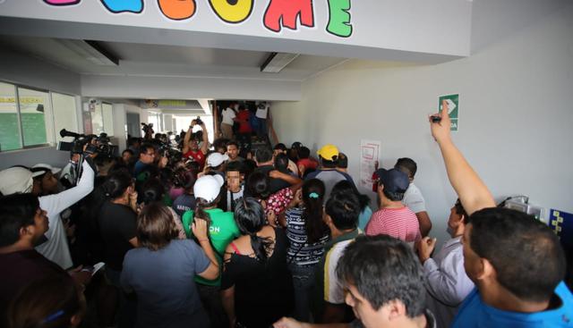 Los disparos ocurrieron en el interior de un colegio de Villa El Salvador.  (Foto: Giancarlo Ávila / El Comercio)