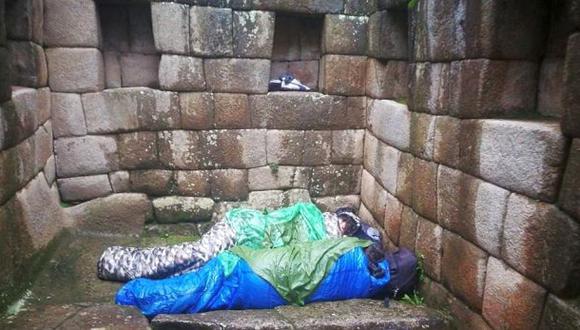 Los sujetos fueron intervenidos a las 6 de la mañana en uno de los recintos junto a las fuentes de agua, donde habrían pasado la noche. Tras su detención, fueron puestos a disposición de la Policía Nacional para las investigaciones del caso (Foto: cortesía)