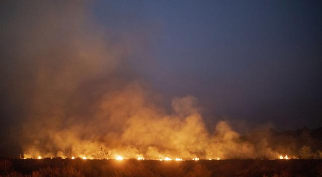 Un incendio fue de control en el municipio de Nova Santa Helena, en el norte del estado de Mato Grosso, al sur de la cuenca del Amazonas de Brasil. (AFP).