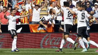 Valencia derrotó 3-1 al Atlético Madrid y es líder provisional