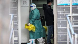 Los crematorios de China están “saturados” ante el incremento de casos de coronavirus