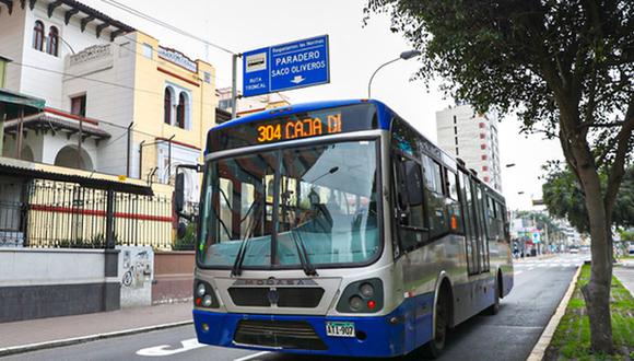 Choferes del Corredor Azul paralizan y se reportan poca circulación de buses. (Foto: El Comercio)