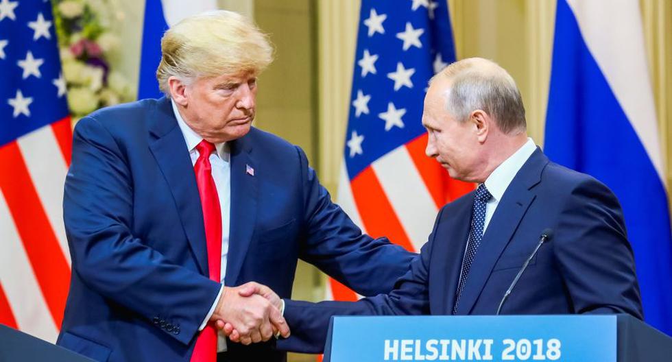 La reunión entre Donald Trump y Vladimir Putin en Helsinki en el 2018 se desarrolló en muy buenos términos. (EFE)