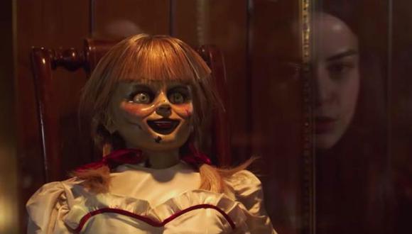 "Annabelle 3" marca el retorno de la muñeca diabólica, esta vez como torturadora de la hija de Ed y Lorraine Warren (Foto: Warner Bros.)
