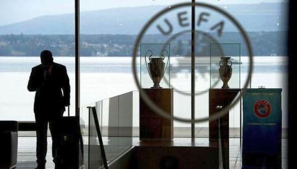 Policía suiza registró sede de la UEFA por los Panama Papers