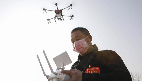 Los drones se utilizan para diversas tareas con el objetivo de evitar la propagación del virus. (Foto: STR / AFP)