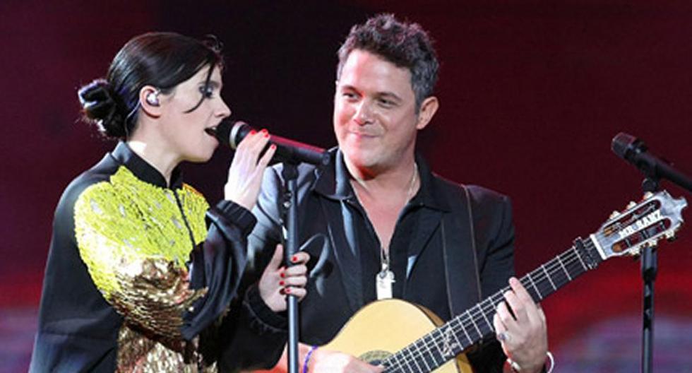 Alejandro Sanz olvidó a Javiera Mena tras olvidar letra de su canción en dueto para el Festival Viña del Mar. (Foto: Agencia Uno)