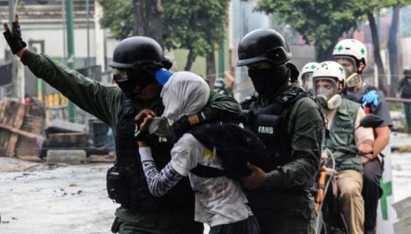 En medio de las manifestaciones en Venezuela se registraron cientos de detenciones entre la población más humilde, según el Foro Penal. (Foto referencial: AFP)