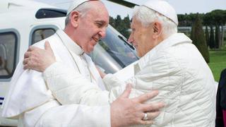 Papa Francisco se reunió con Benedicto XVI en un encuentro histórico
