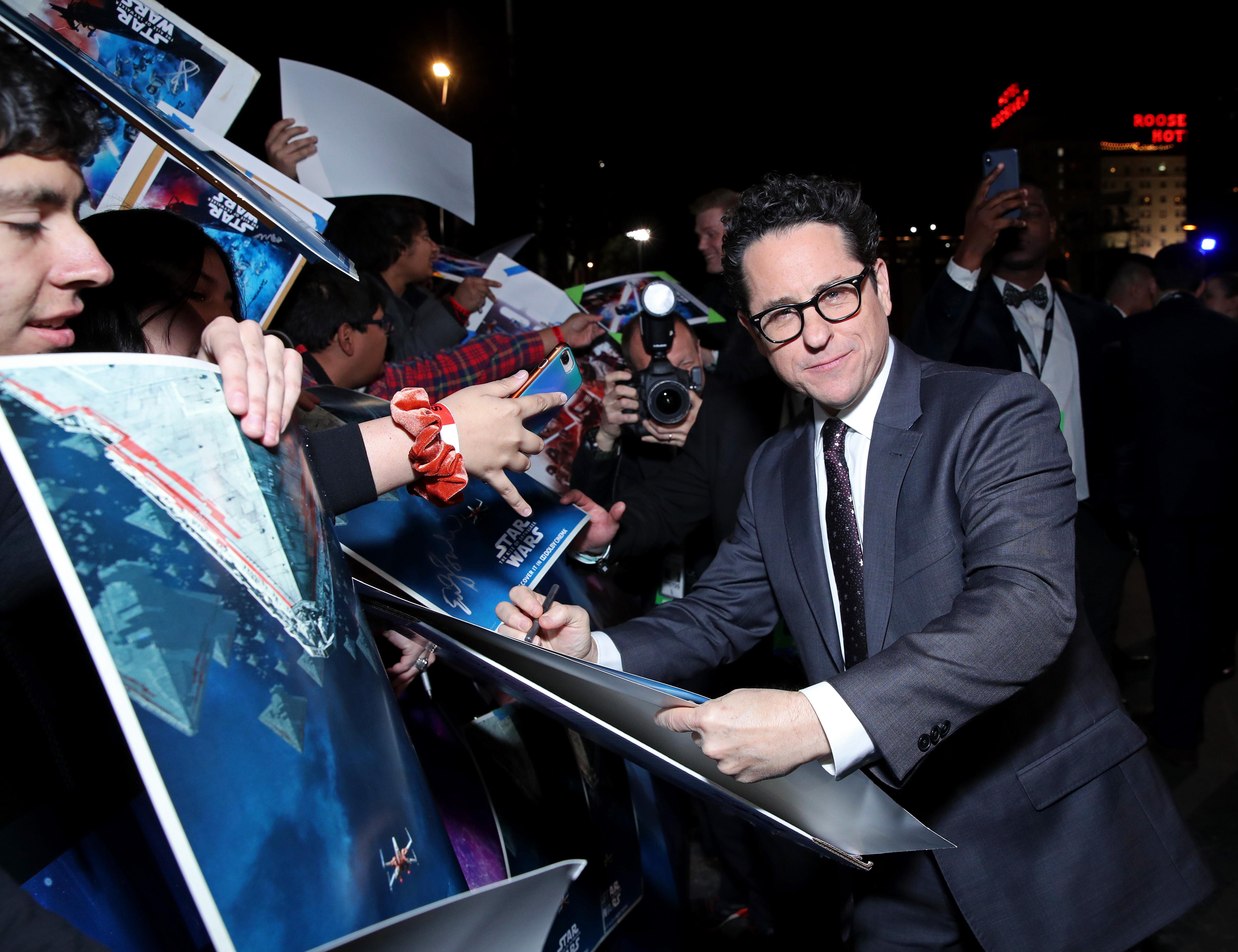 J.J. Abrams, responsable de la conclusión de la tercera trilogía de "Star Wars". Foto: AFP.