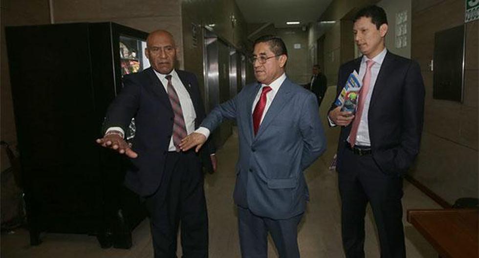 César Hinostroza afrontará un proceso de extradición al Perú en prisión. (Foto: Agencia Andina)