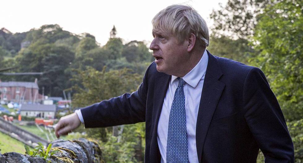 Boris Johnson se comprometió a realizar mejoras en veinte hospitales de todo el Reino Unido. (Foto: EFE)