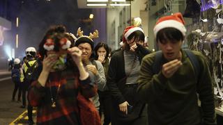 Víspera de Navidad plagada de violencia en Hong Kong | FOTOS
