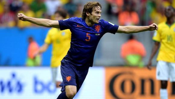 Manchester United anunció el fichaje del holandés Daley Blind